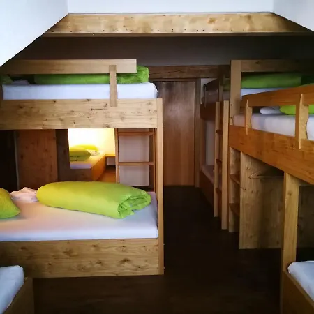 Arlberg Boutique Hotel-hostel * Петной-ам-Арльберг