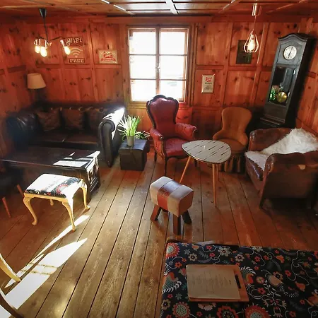 Arlberg Boutique Hotel-hostel Петной-ам-Арльберг