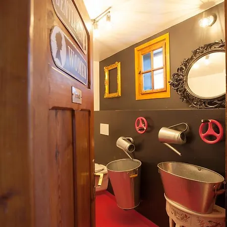 Arlberg Boutique Hotel-hostel Хостел Петной-ам-Арльберг