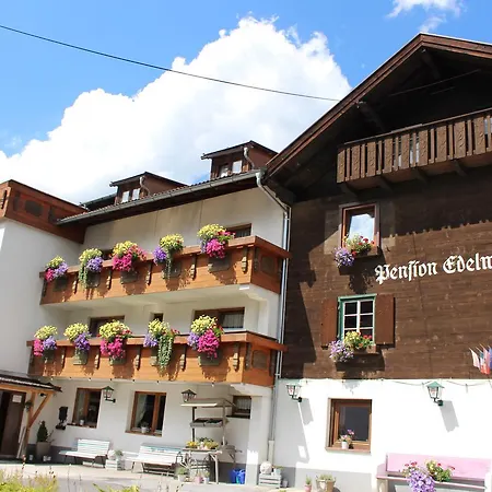 Arlberg Boutique Hotel-hostel Hostel